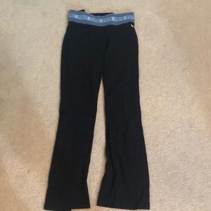 Pink by Victoria’s Secret yoga pants